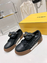 Load image into Gallery viewer, Fendi Match Sneakers