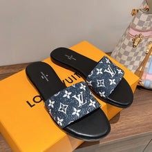 Load image into Gallery viewer, Louis Vuitton Lock it flat Mule
