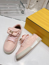 Load image into Gallery viewer, Fendi Match Sneakers