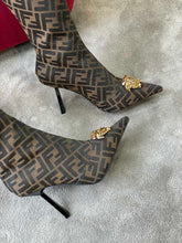 Load image into Gallery viewer, Versace Fendace FF Jaccquard Boots