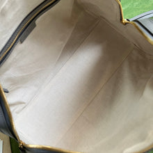 Load image into Gallery viewer, Gucci GG Matelasse Leather Medium Bag