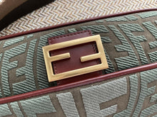 Load image into Gallery viewer, Fendi Baguette Bag