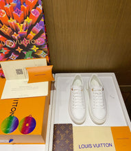 Load image into Gallery viewer, Louis Vuitton Time Out Sneaker