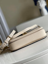 Load image into Gallery viewer, Louis Vuitton Pochette Metis Bag - LUXURY KLOZETT