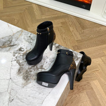 Load image into Gallery viewer, Louis Vuitton Ankle Boot