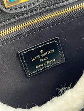 Load image into Gallery viewer, Louis Vuitton On My Side MM Bag