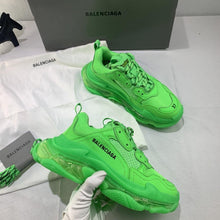 Load image into Gallery viewer, Balenciaga Triple S Sneaker - LUXURY KLOZETT