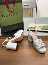Load image into Gallery viewer, Gucci Interlocking G Studs Sandal