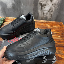 Load image into Gallery viewer, Versace Odissea Sneakers