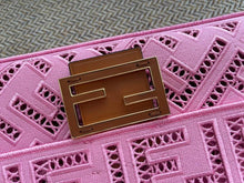 Load image into Gallery viewer, Fendi Baguette Bag