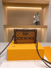 Load image into Gallery viewer, Louis Vuitton Petite Malle Bag - LUXURY KLOZETT