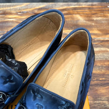Load image into Gallery viewer, Louis Vuitton Loafer
