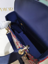 Load image into Gallery viewer, Christian Dior Medium Lady D Lite Bag