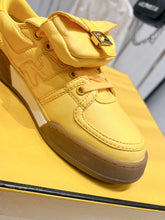 Load image into Gallery viewer, Fendi Match Sneakers