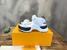 Load image into Gallery viewer, Louis Vuitton Archlight Flat Sandals