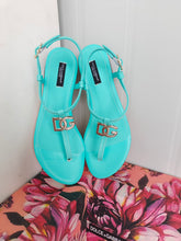 Load image into Gallery viewer, Dolce & Gabbana Patent Leather DG Thong Sandal