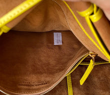 Load image into Gallery viewer, Bottega Veneta Arco Medium Bag
