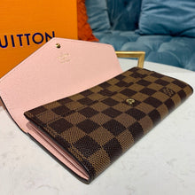 Load image into Gallery viewer, Louis Vuitton Sarah Wallet