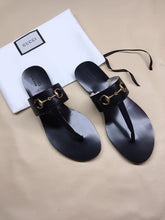 Load image into Gallery viewer, Gucci Leather sandal - LUXURY KLOZETT