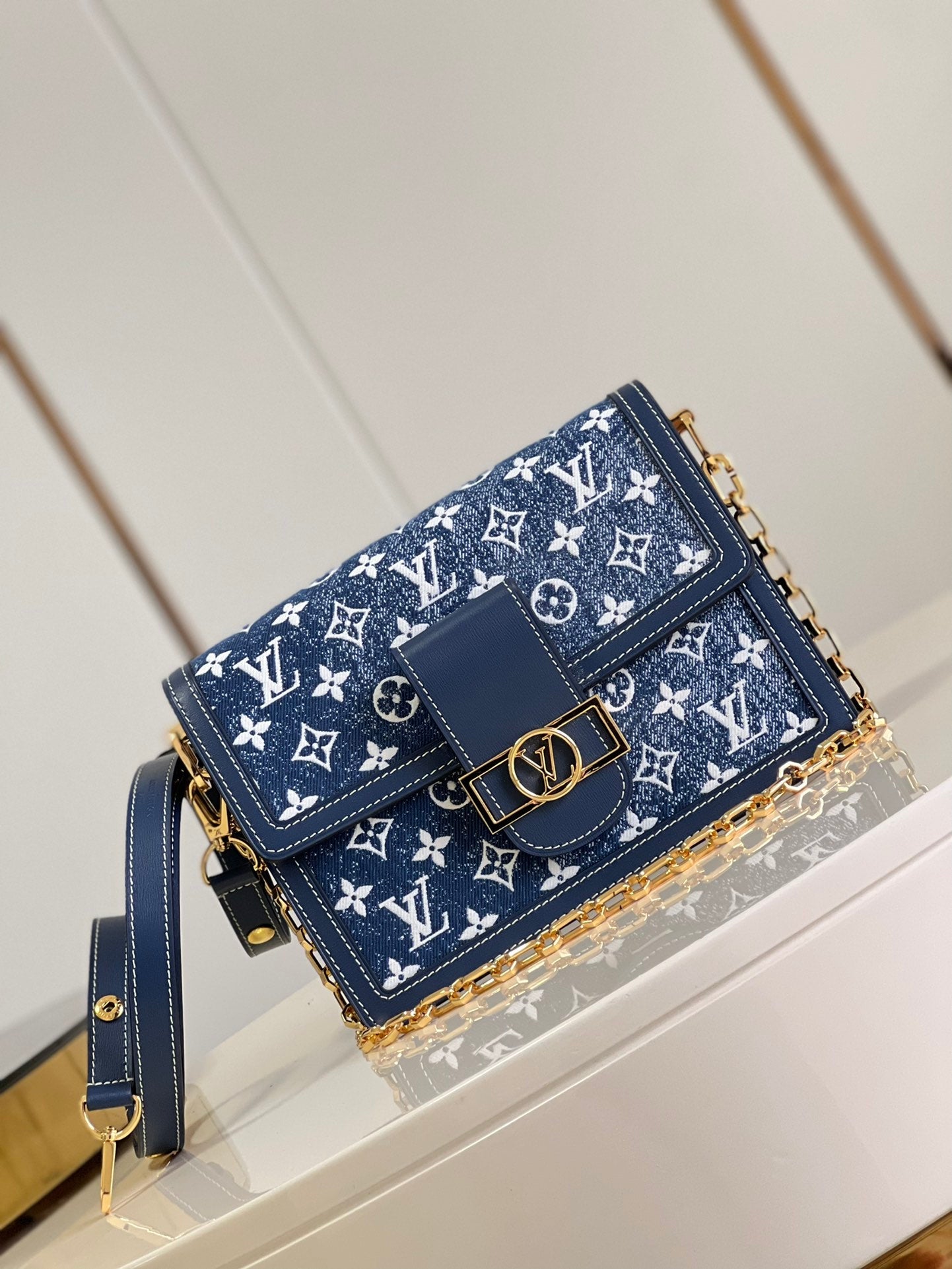 Louis Vuitton Dauphine MM バッグ Blue 送料込み Brand New Louis Vuitton Dauphine MM Bag Navy Blue Denim