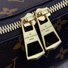 Load image into Gallery viewer, Louis Vuitton Boulogne Bag