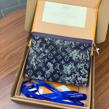 Load image into Gallery viewer, Louis Vuitton Pochette Voyage MM
