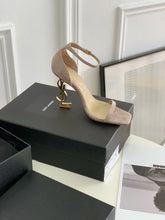 Load image into Gallery viewer, YSL Opyum Heels