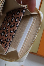 Load image into Gallery viewer, Louis Vuitton Zippy Coin Purse