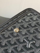 Load image into Gallery viewer, Goyard Plumet Pocket Wallet Bag
