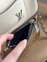 Load image into Gallery viewer, Louis Vuitton Marelle Bag