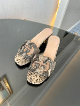 Load image into Gallery viewer, Gucci Interlocking G Cut-out Sandal