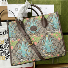 Load image into Gallery viewer, Gucci Tiger GG Medium Tote Bag