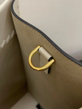 Load image into Gallery viewer, Fendi Sunshine Shopper Medium Bag