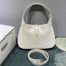 Load image into Gallery viewer, Gucci Jackie 1961 Small Shoulder Bag - LUXURY KLOZETT