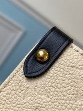 Load image into Gallery viewer, Louis Vuitton Crafty OnTheGo GM Bag - LUXURY KLOZET