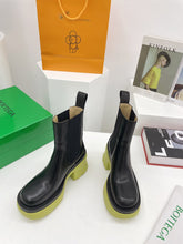 Load image into Gallery viewer, Bottega Veneta Flash Boots