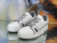 Load image into Gallery viewer, Louis Vuitton Trainer Sneaker