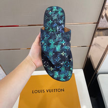 Load image into Gallery viewer, Louis Vuitton Men Slippers