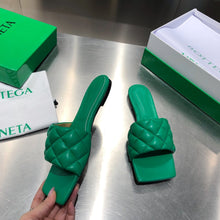 Load image into Gallery viewer, Bottega Veneta Lido Sandals