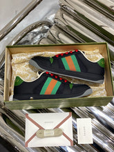 Load image into Gallery viewer, Gucci Women Screener Sneakers