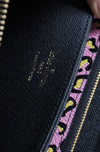 Load image into Gallery viewer, Louis Vuitton Zippy Wallet