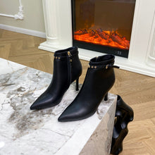 Load image into Gallery viewer, Louis Vuitton Signature Ankle Boot