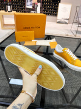 Load image into Gallery viewer, Louis Vuitton Ollie Sneakers