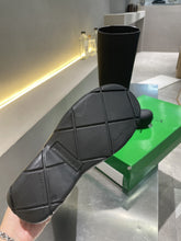 Load image into Gallery viewer, Bottega Veneta Puddle Boots