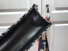 Load image into Gallery viewer, Louis Vuitton 1854 Petit Sac Plat - LUXURY KLOZETT