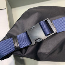 Load image into Gallery viewer, Balenciaga Wheel Beltpack