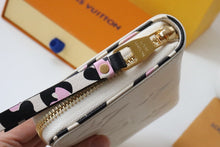 Load image into Gallery viewer, Louis Vuitton Zippy Wallet