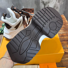 Load image into Gallery viewer, Louis Vuitton Archlight 2.0 Platform Sneakers