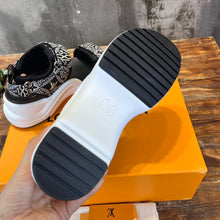 Load image into Gallery viewer, Louis Vuitton Archlight Flat Sandals