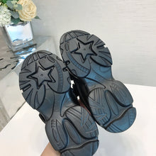 Load image into Gallery viewer, Christian Dior D Wander Sneakers